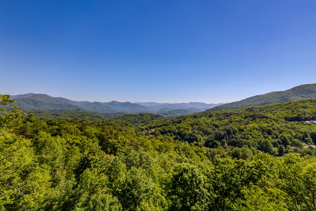 long range mountain views to the East