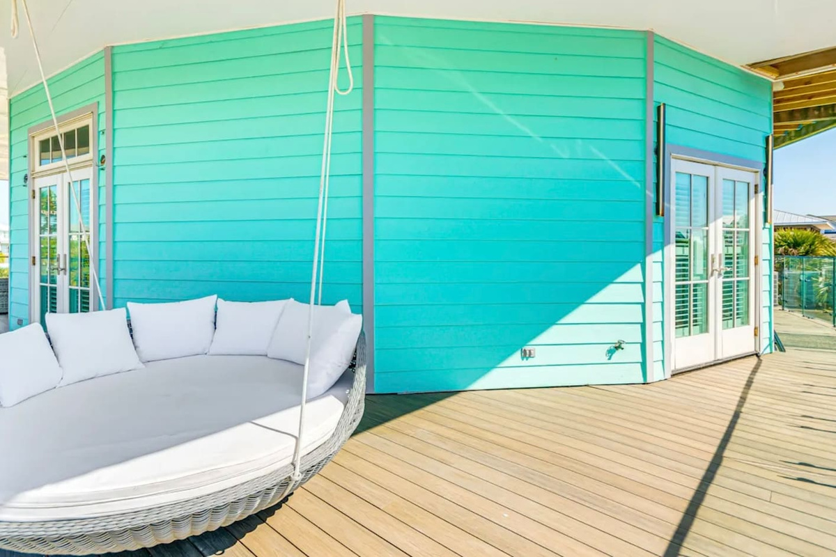 2nd floor deck