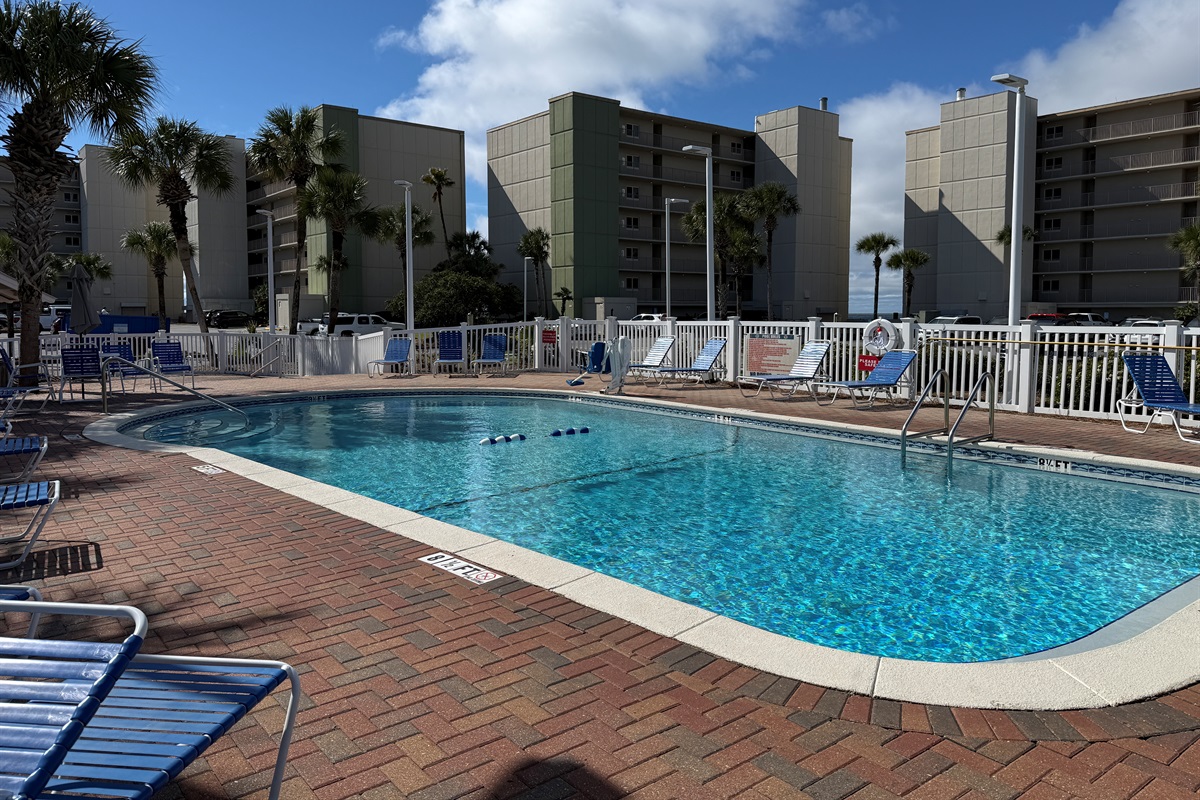 Pinnacle Port Pool 2