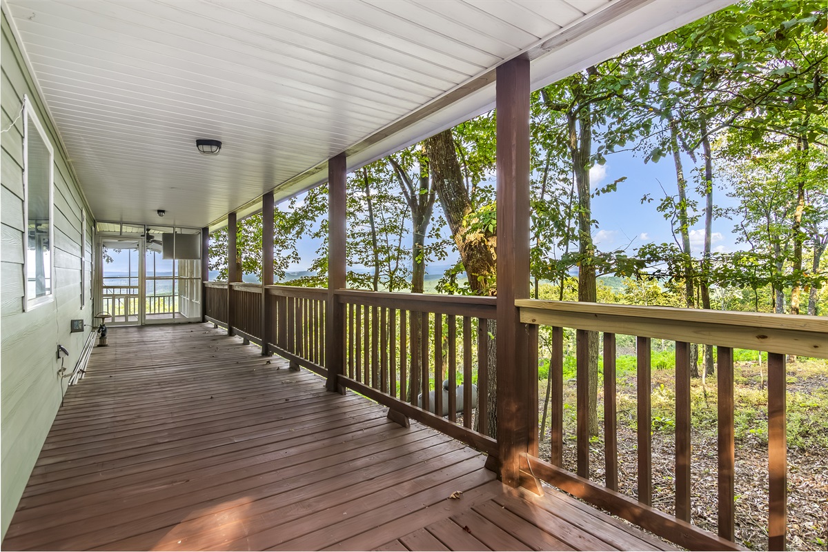 Wrap around porch with views galore!