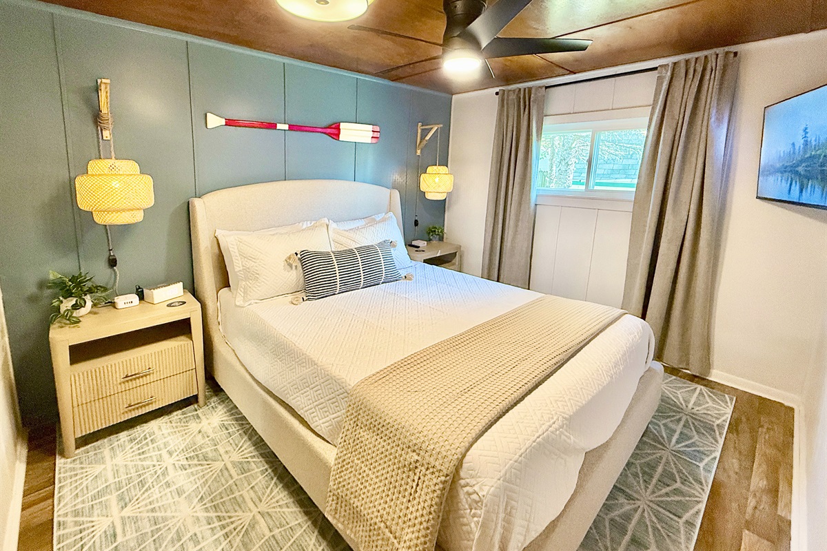 Tide Bedroom 1 (Queen)