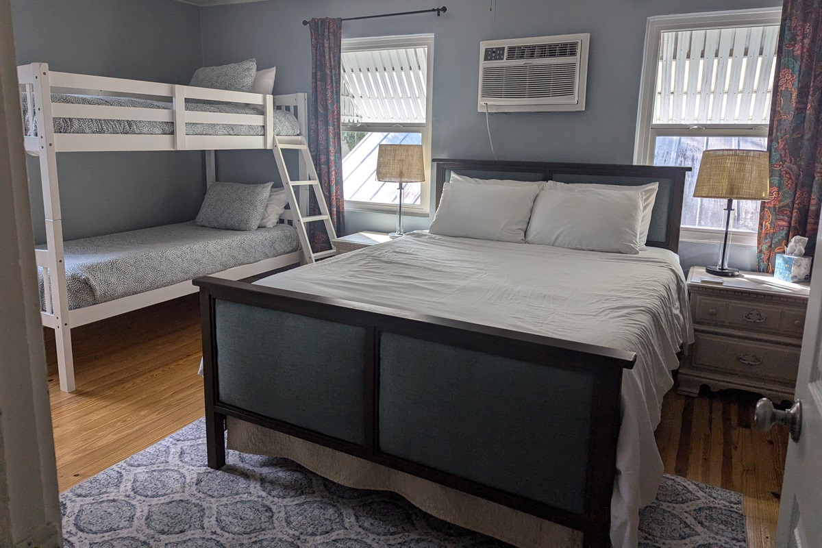 Bedroom (Apartment)