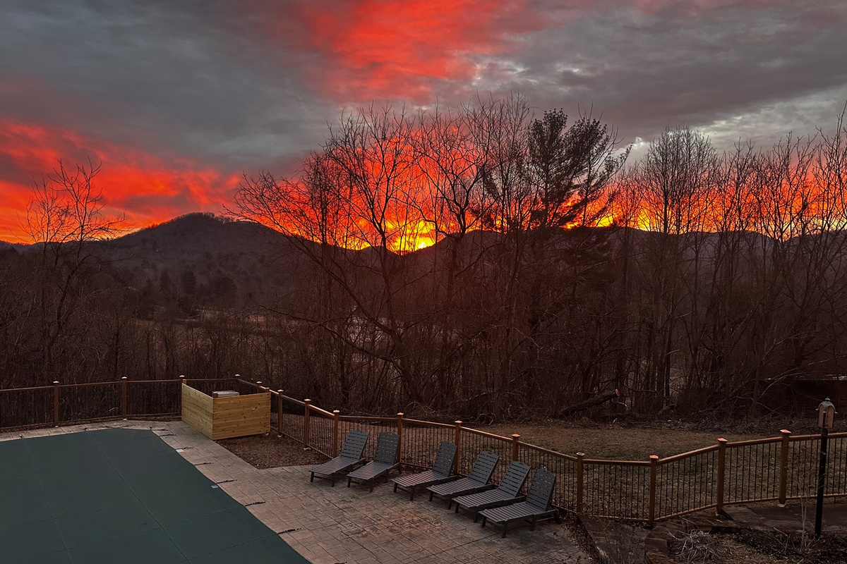 Only item on your To Do List: wake up for a chance to see a sunrise like this! 