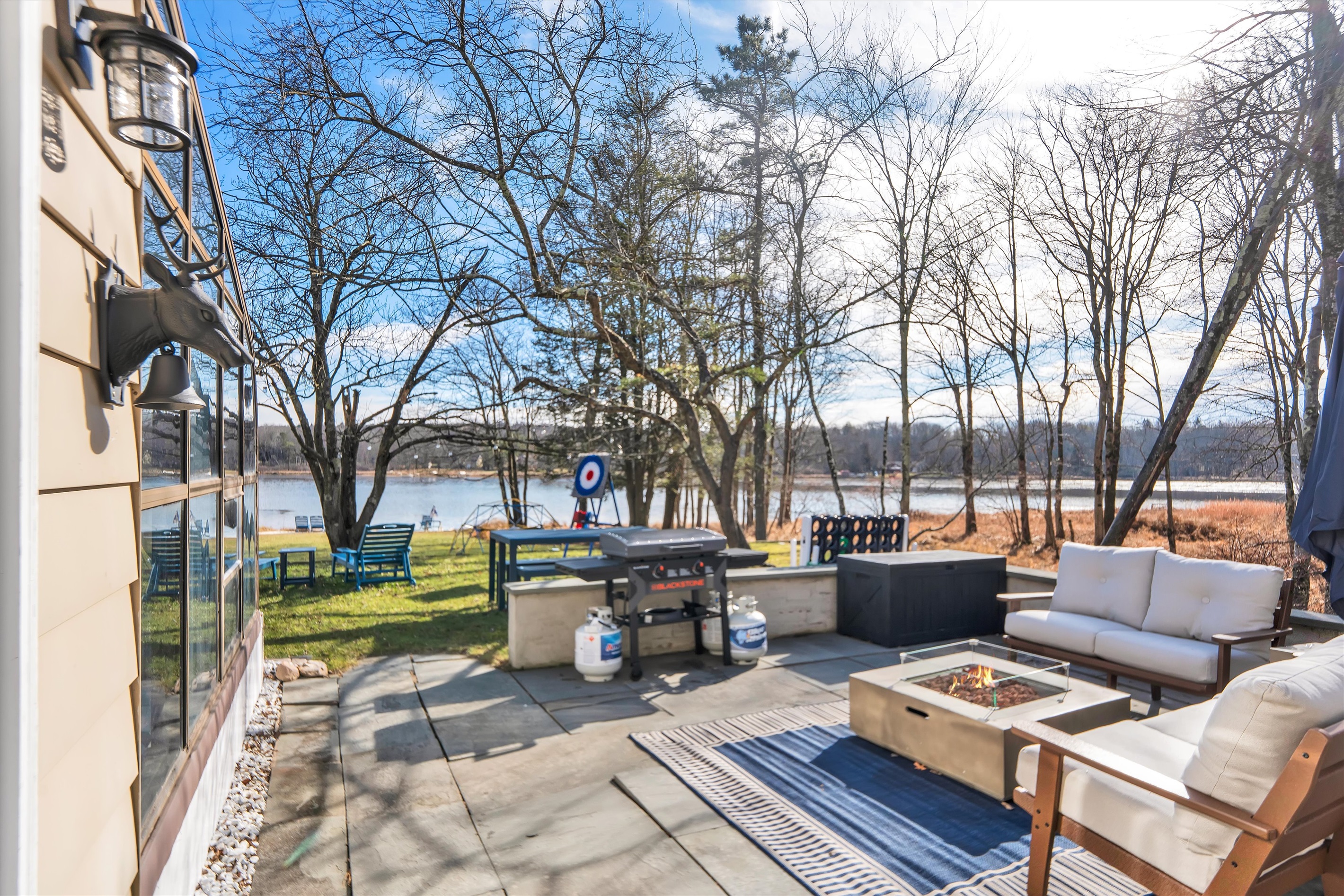 34 Golden-hour drinks with a perfect view.