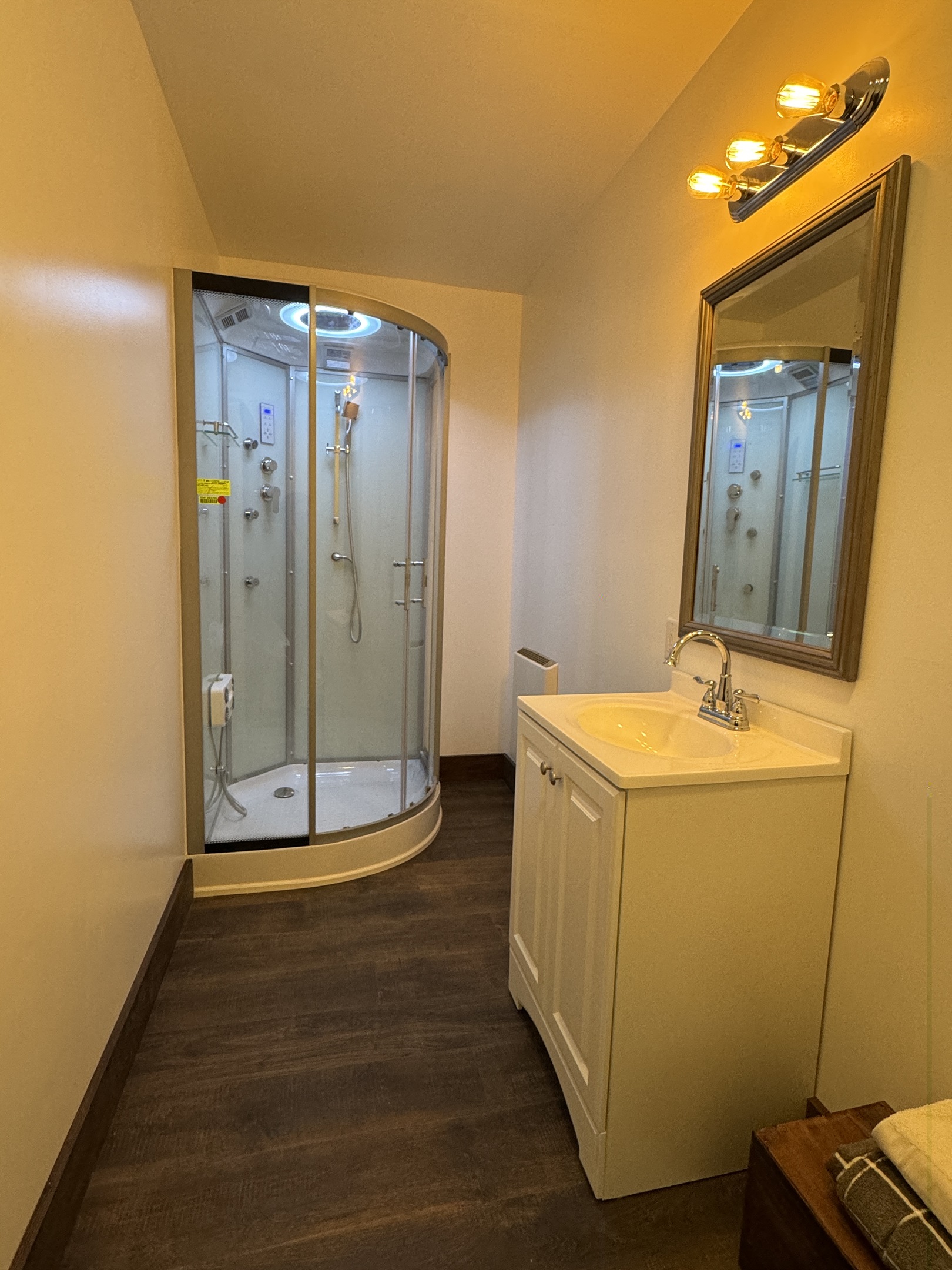 Lower level full bath with the fancy shower stall you have ever seen, so many jet and showerhead options!