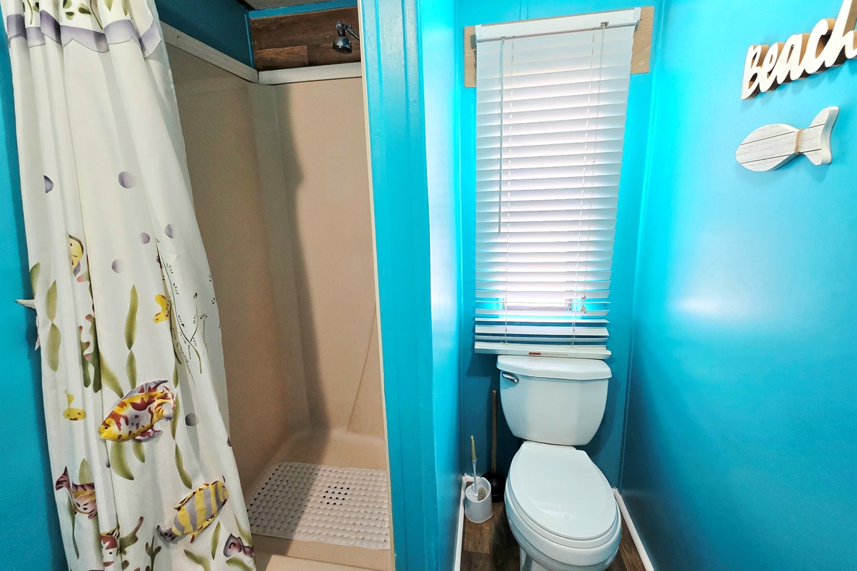 Front bedroom Ensuite bathroom