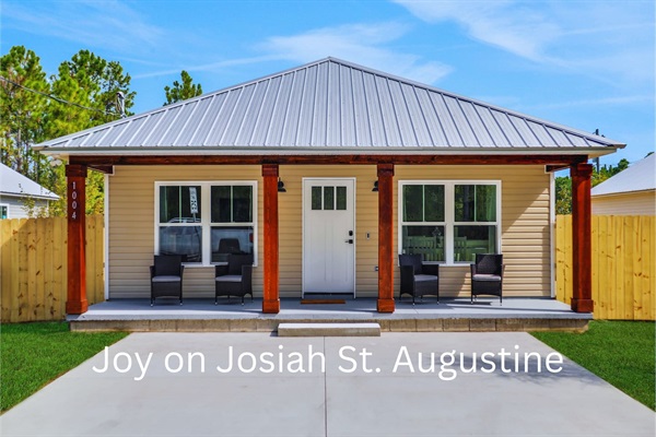 We welcome anyone to our home - Joy on Josiah St. Augustine.  We hope you love our home & the city!  Relax in the comfortable chairs on the front porch with your morning coffee as you prepare to start another great day in the oldest city in America!