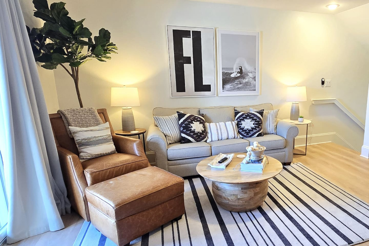 Sink into the living area and let everyone decompress after a long beach day &mdash; there's room for the whole group.