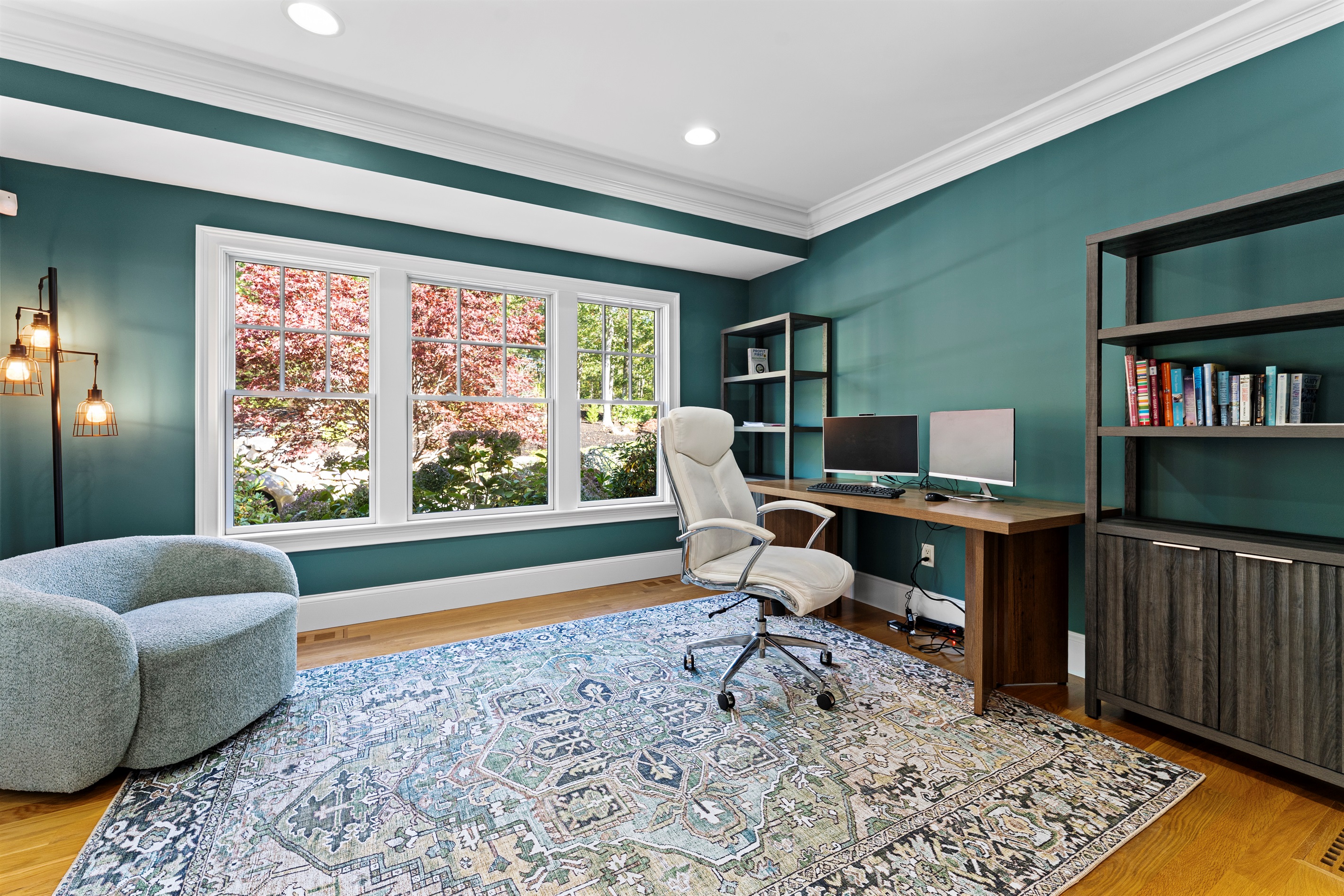 An extra room to hang out!