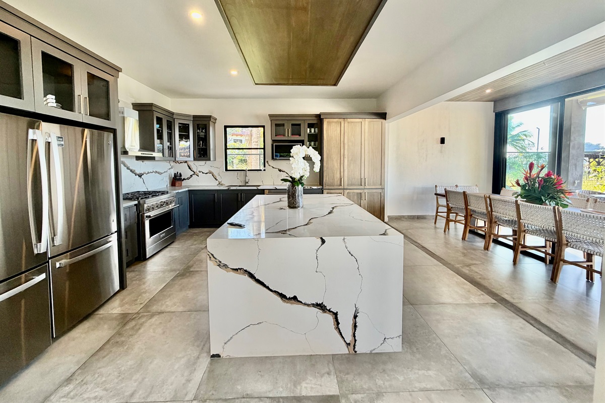 Professional Kitchen ready for your private chef.