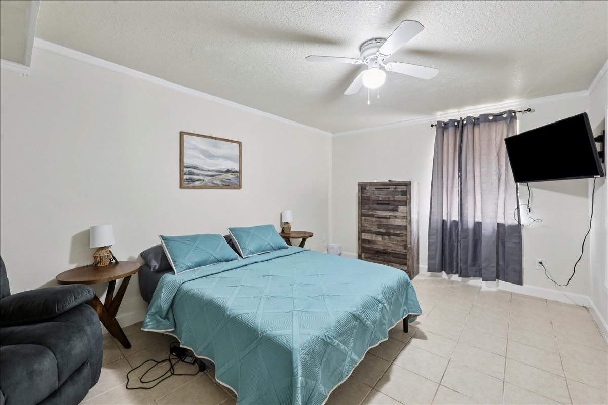 BEDROOM 5