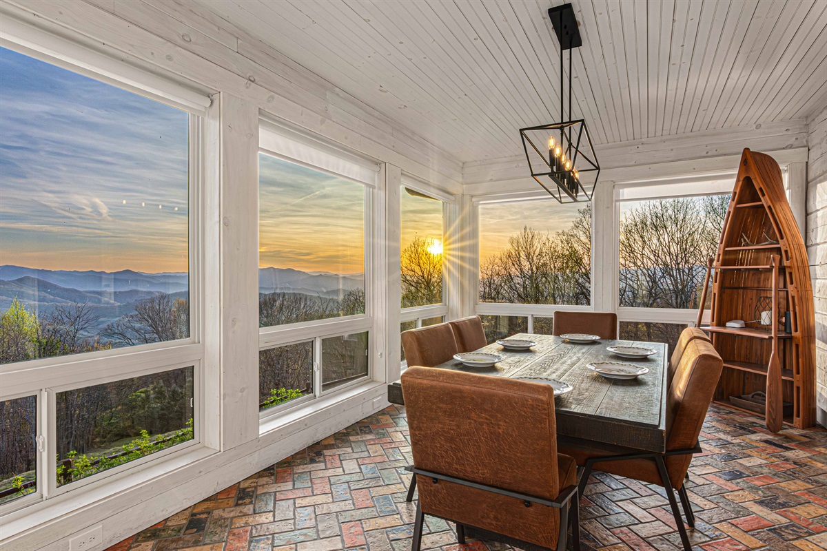 Dining Room: Savor meals with breathtaking mountain views in this bright, airy space!