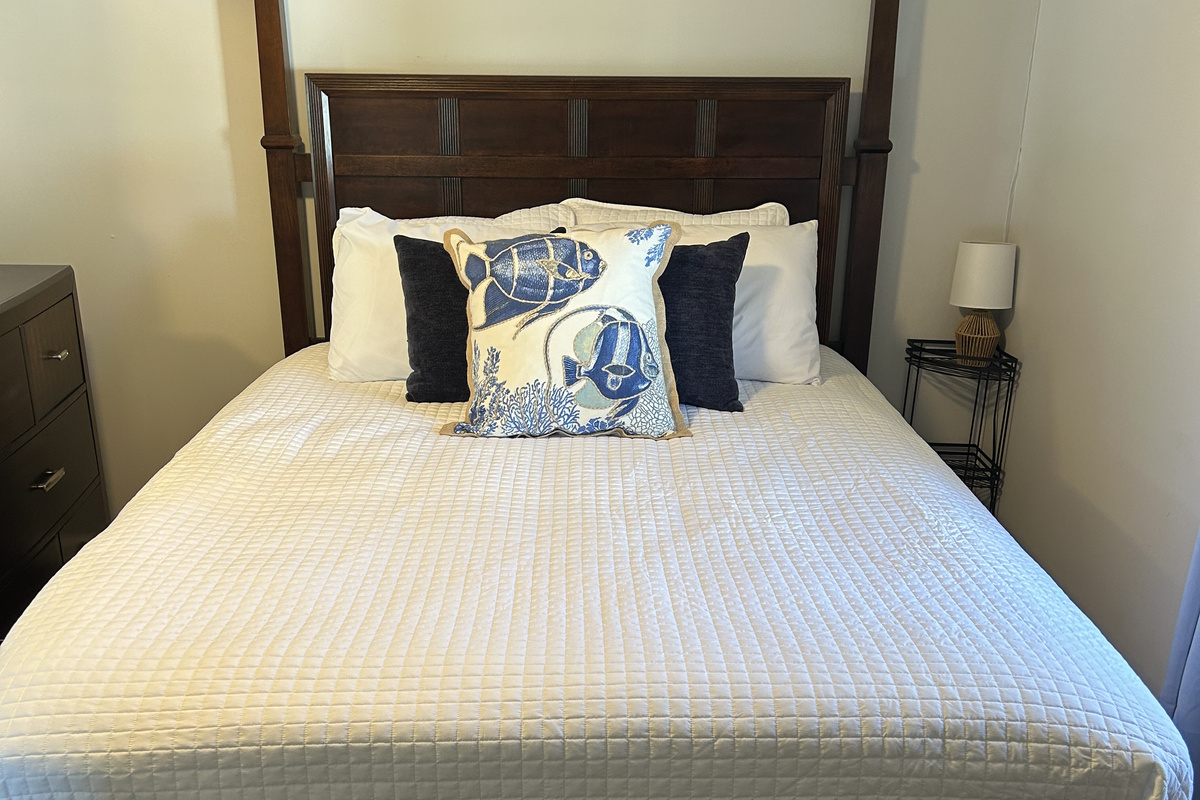 Queen Bed