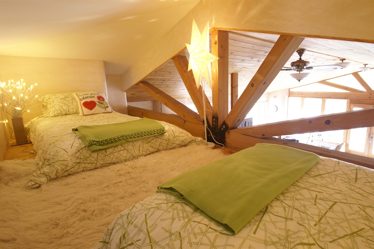 The loft, 2 twin beds