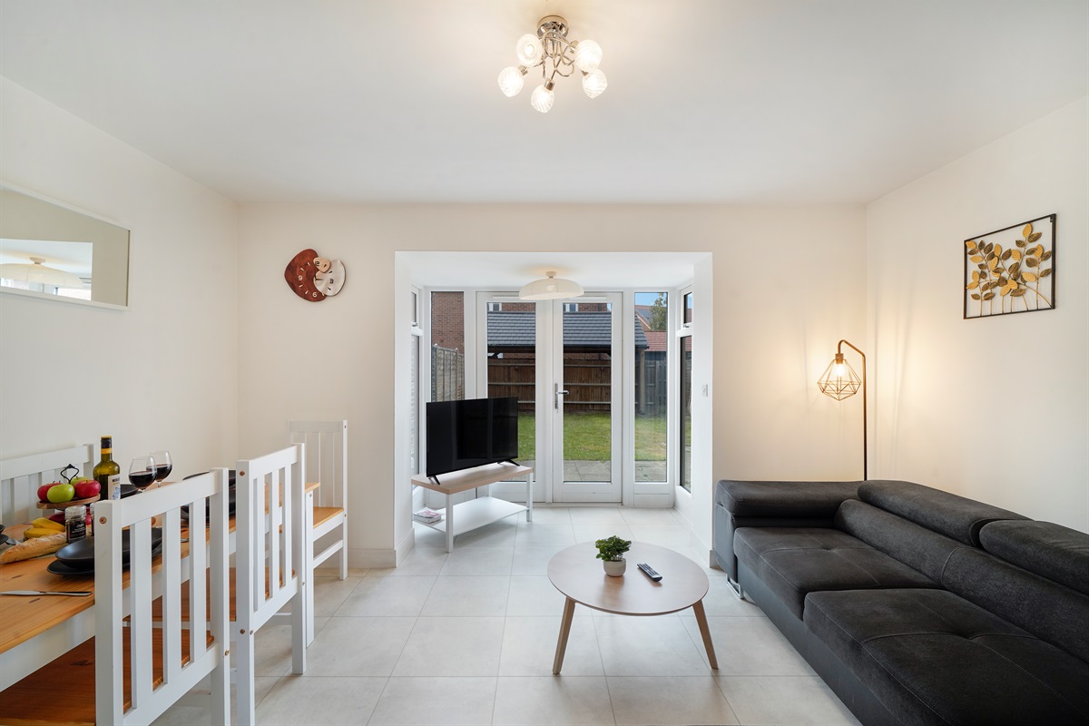 [large living space]