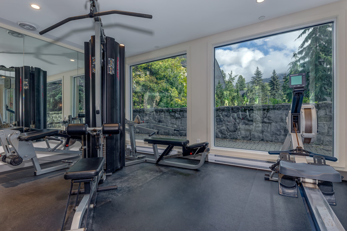 GYM - NEWLY REMODELLED