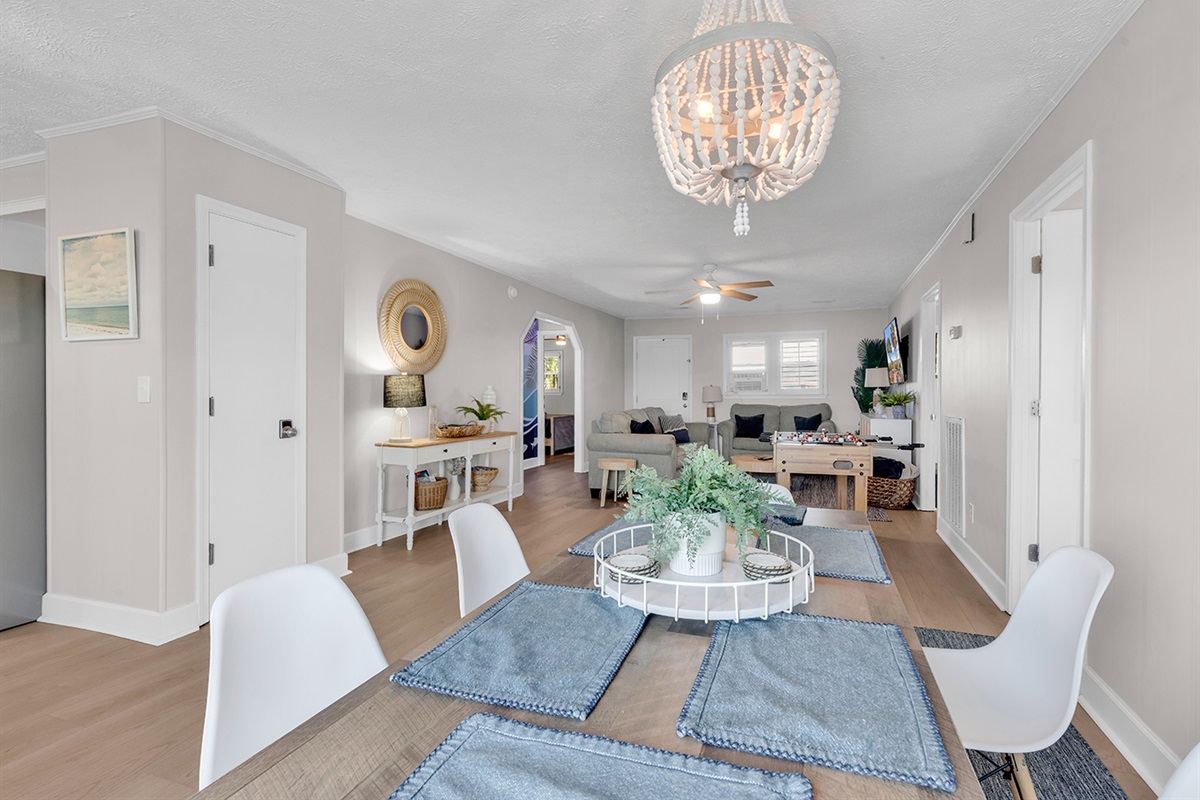 Perfect set up for dinner with loved ones!