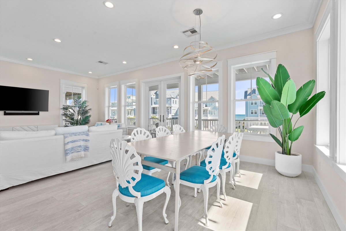 01e0acb843be46c4adcbde7acde19fbf Large | Beachhouse | Texas | TX | Vacation Homes | Galveston | Crystal Beach | Kokomo | Breezy Days | Beachfront Elegance | Sunrise Serenity | Southern Sands Property Management, LLC