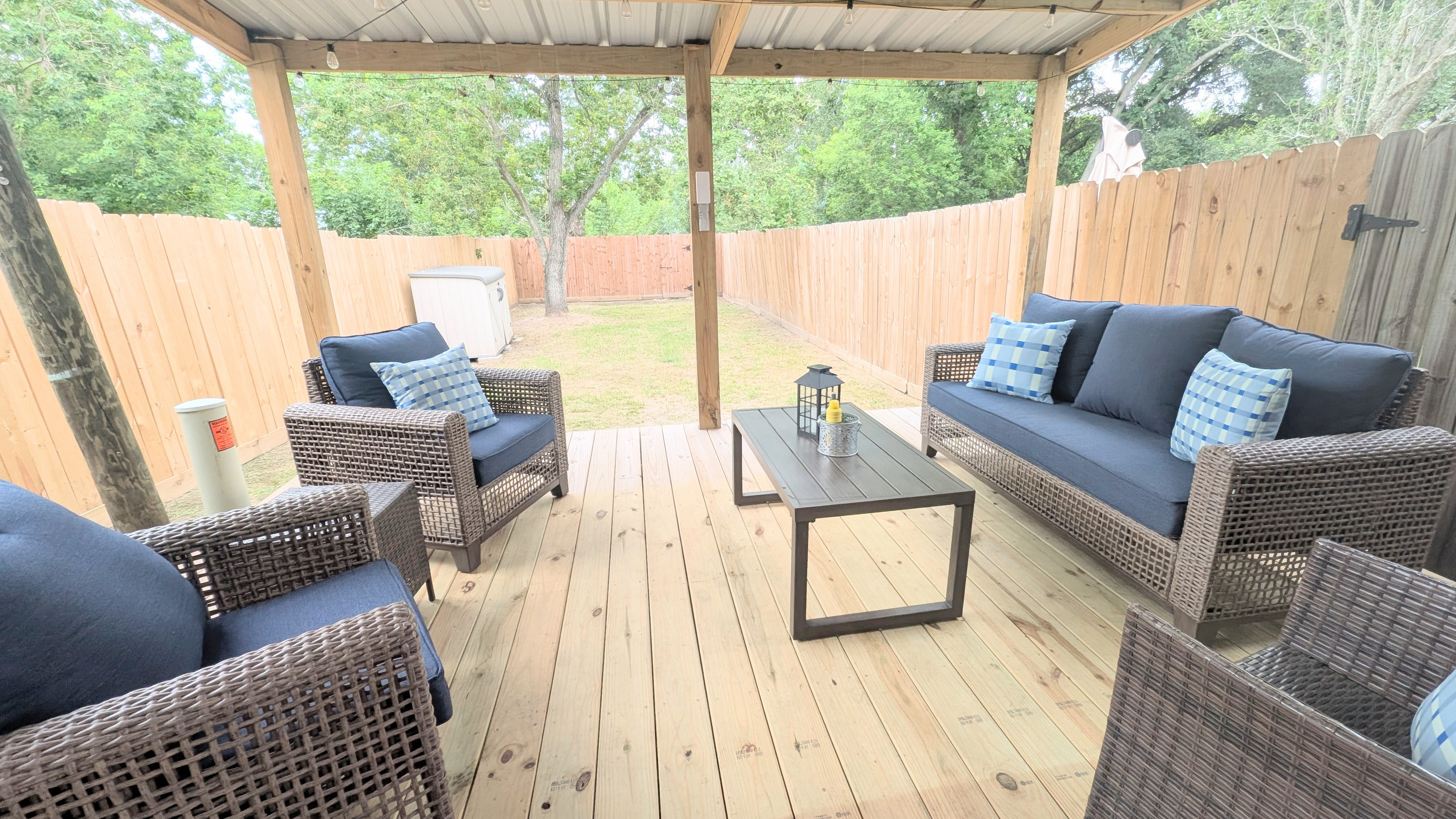 This outdoor seating area is enjoyed by all.