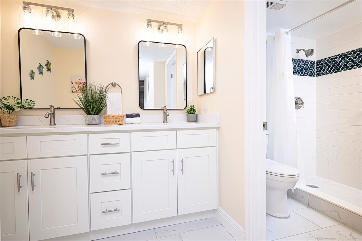 Newly renovated master bathroom with walk in shower. 