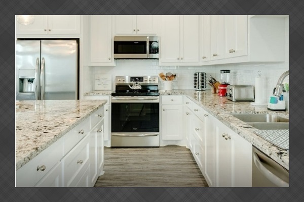 01fb05ebd86546af8702501caa754c96 Medium | Beachhouse | Texas | TX | Vacation Homes | Galveston | Crystal Beach | Kokomo | Breezy Days | Beachfront Elegance | Sunrise Serenity | Southern Sands Property Management, LLC