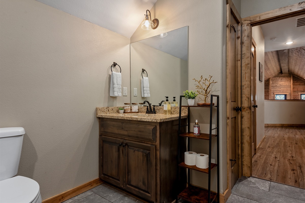 Shared upper level bath