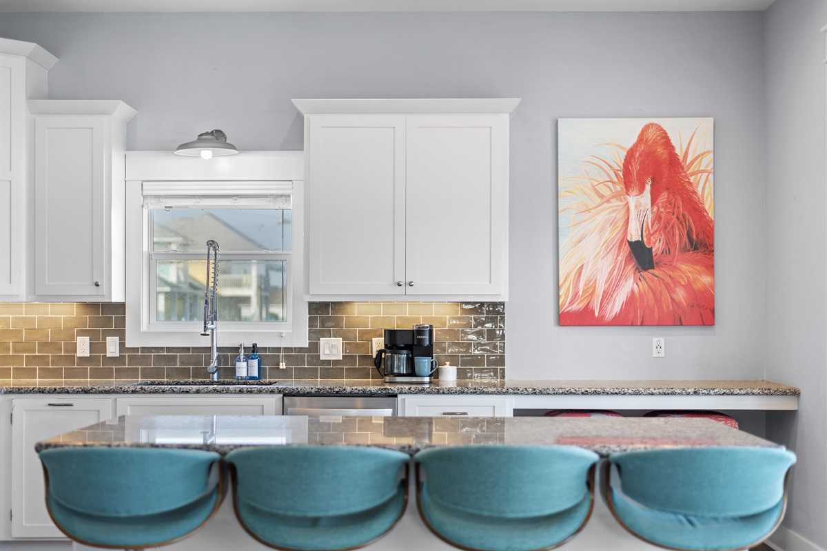 020324d8a4484730867d1b8bfe6f33ee Large | Beachhouse | Texas | TX | Vacation Homes | Galveston | Crystal Beach | Kokomo | Breezy Days | Beachfront Elegance | Sunrise Serenity | Southern Sands Property Management, LLC