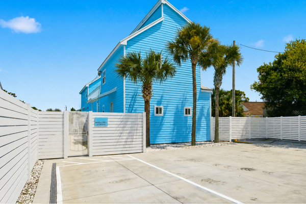 Three Palms has plenty of parking with security gate.