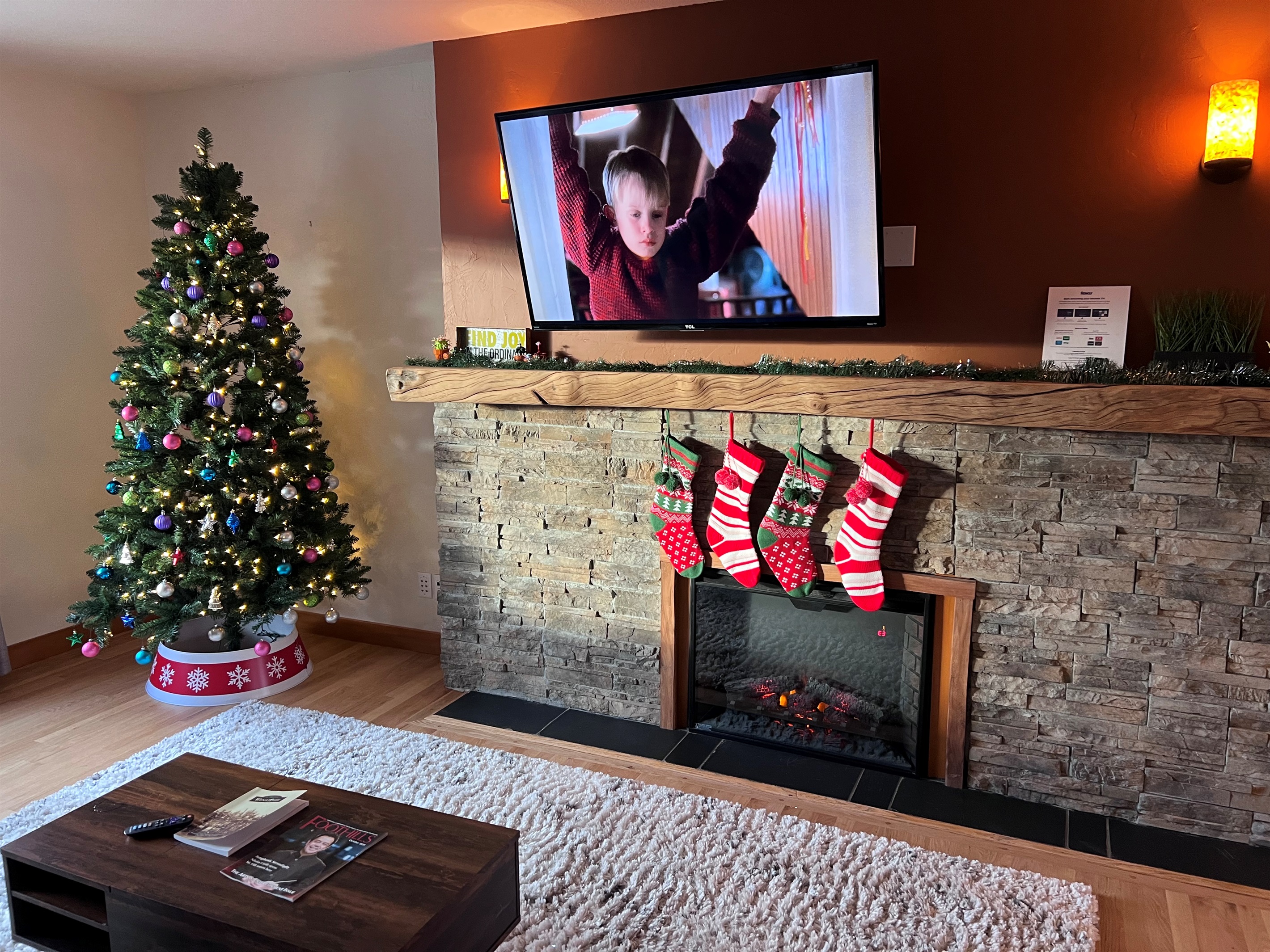 Enjoy our home for the holidays!