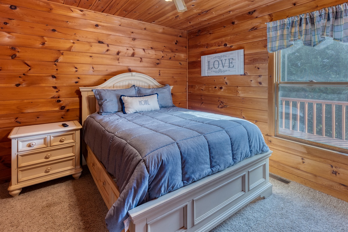 Queen Bedroom 2