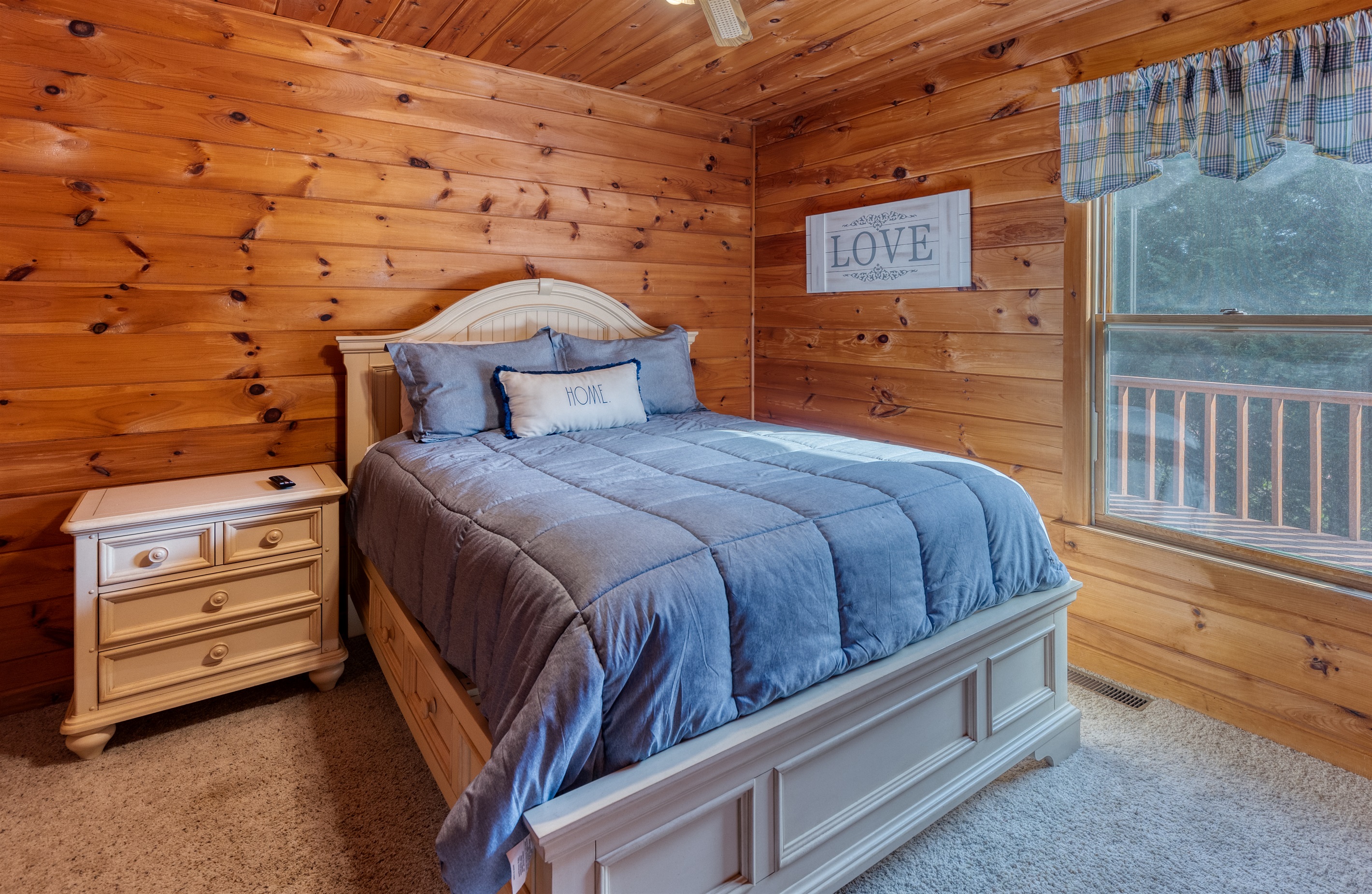 Queen Bedroom 2