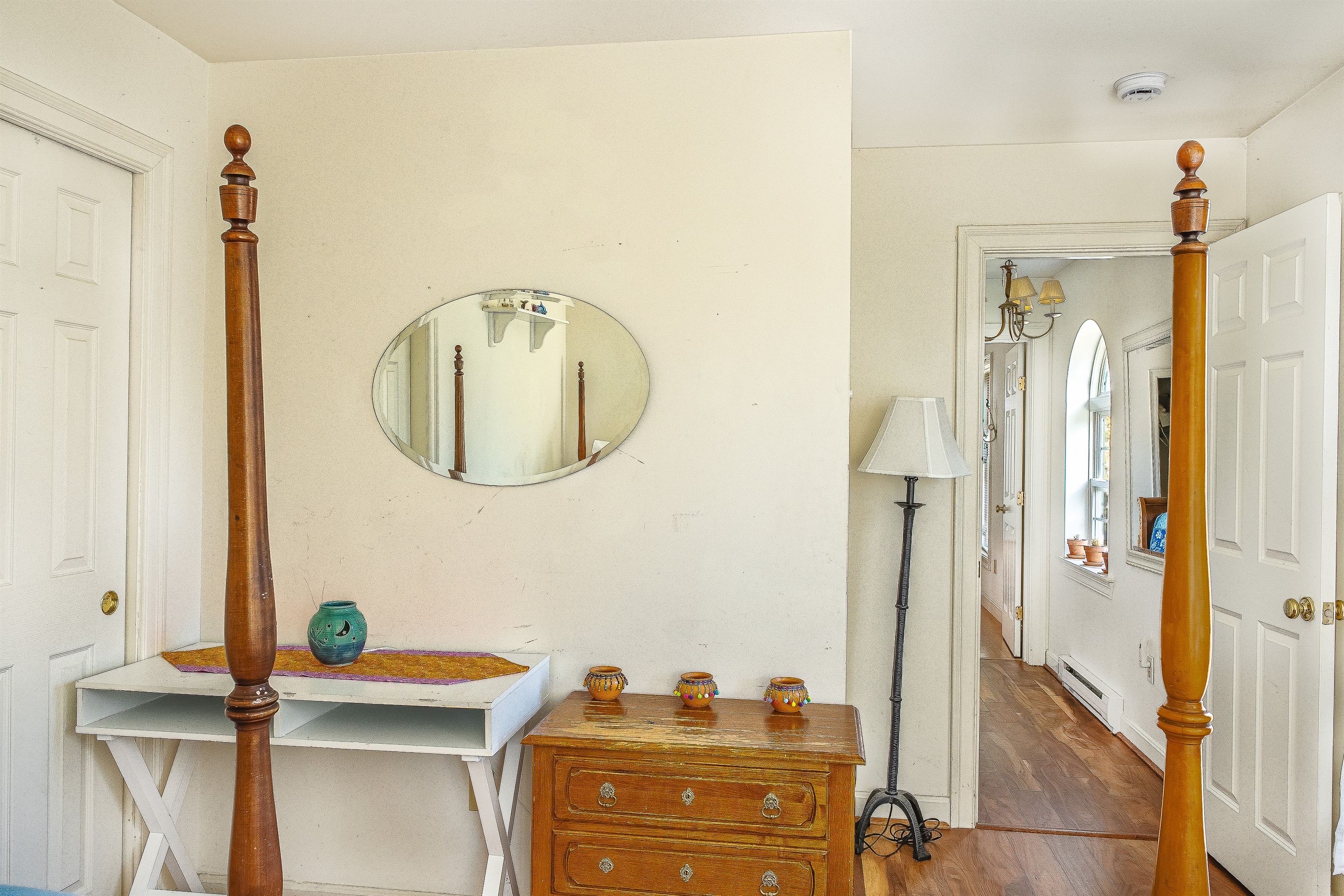 The twin guest room is as functional as it is charming, offering a dedicated desk for remote work or journaling and a spacious closet. This thoughtful setup ensures that even the younger guests or solo travelers have plenty of room to organize.