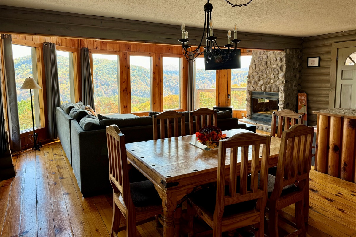 FALL DINING VIEW