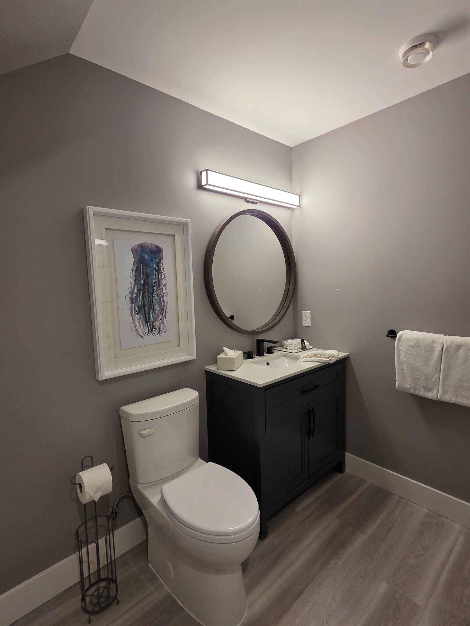 Full ensuite on main level for your convenience.