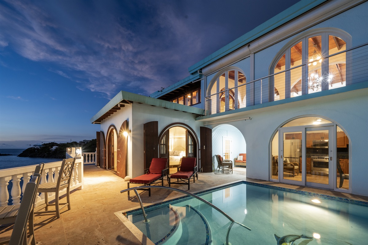 A seamless blend of indoor and outdoor living, ideal for relaxation.