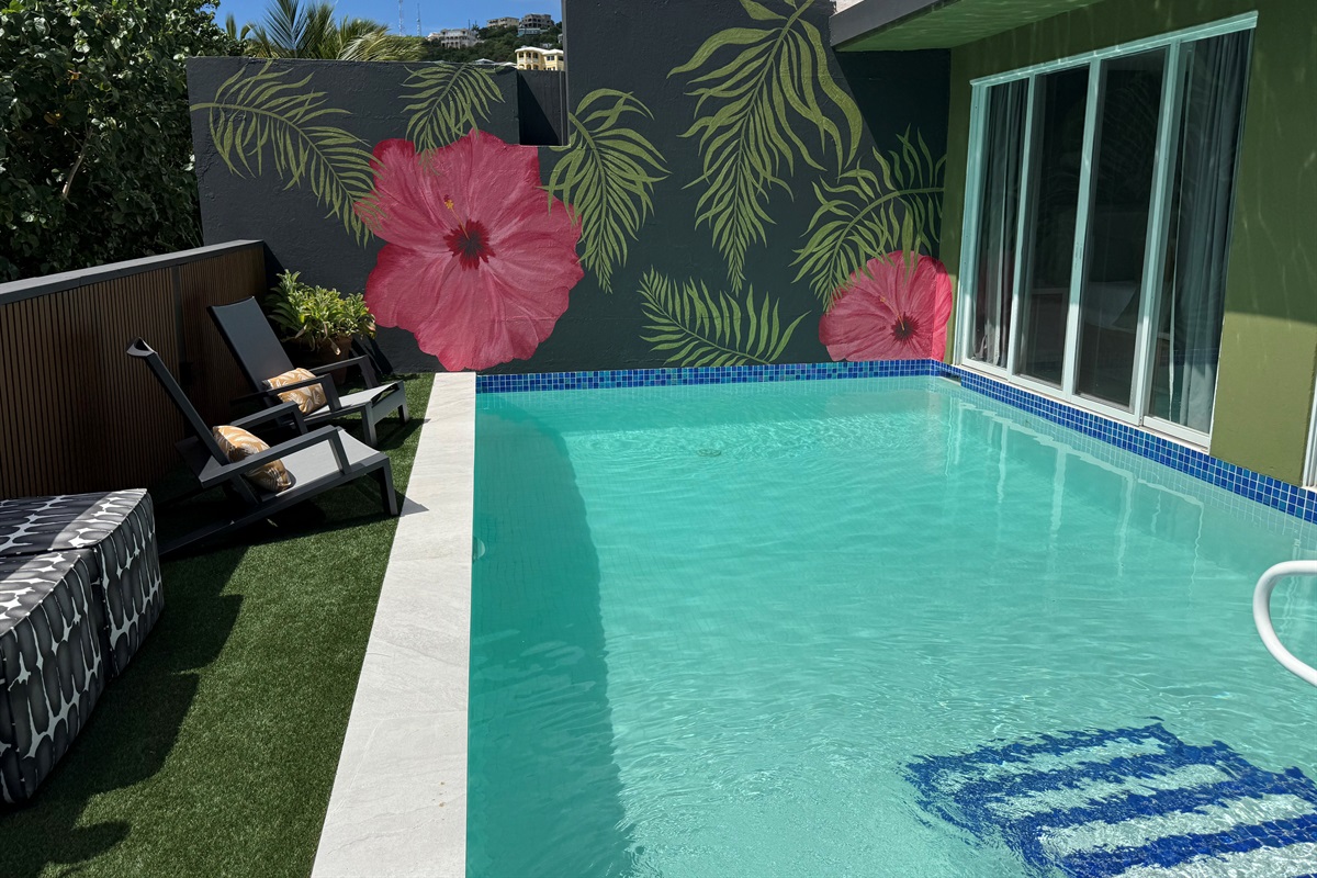 This pool is calling your name!