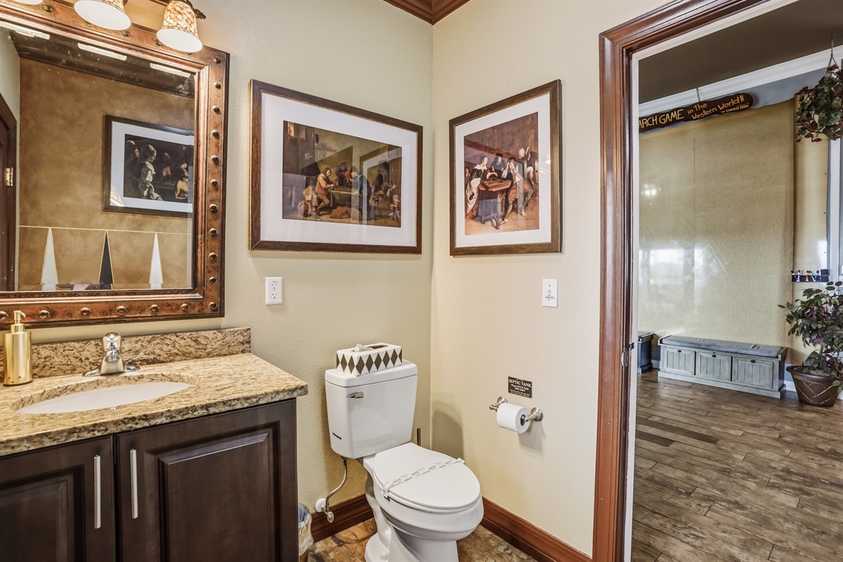 Themed bathroom at Clermont luxury vacation estate
