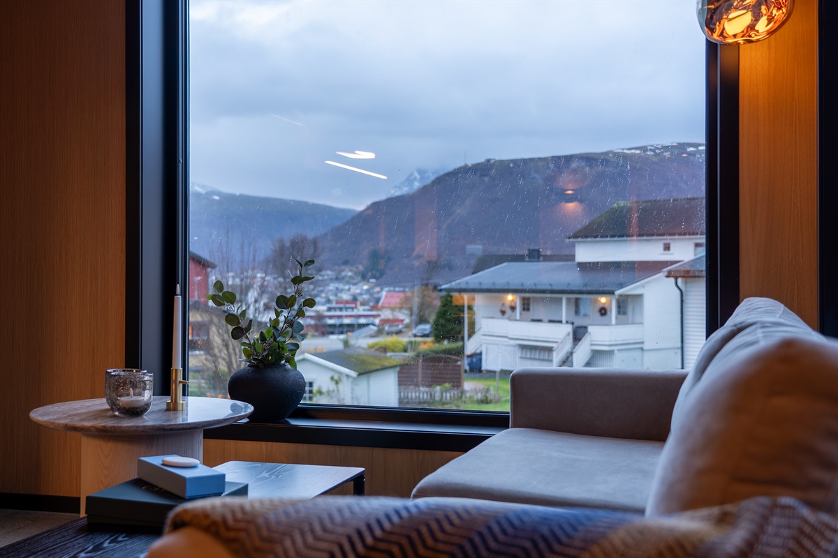 View of the famous mountain Tromsdalstinden and the famous Fjellheisen (gondol)