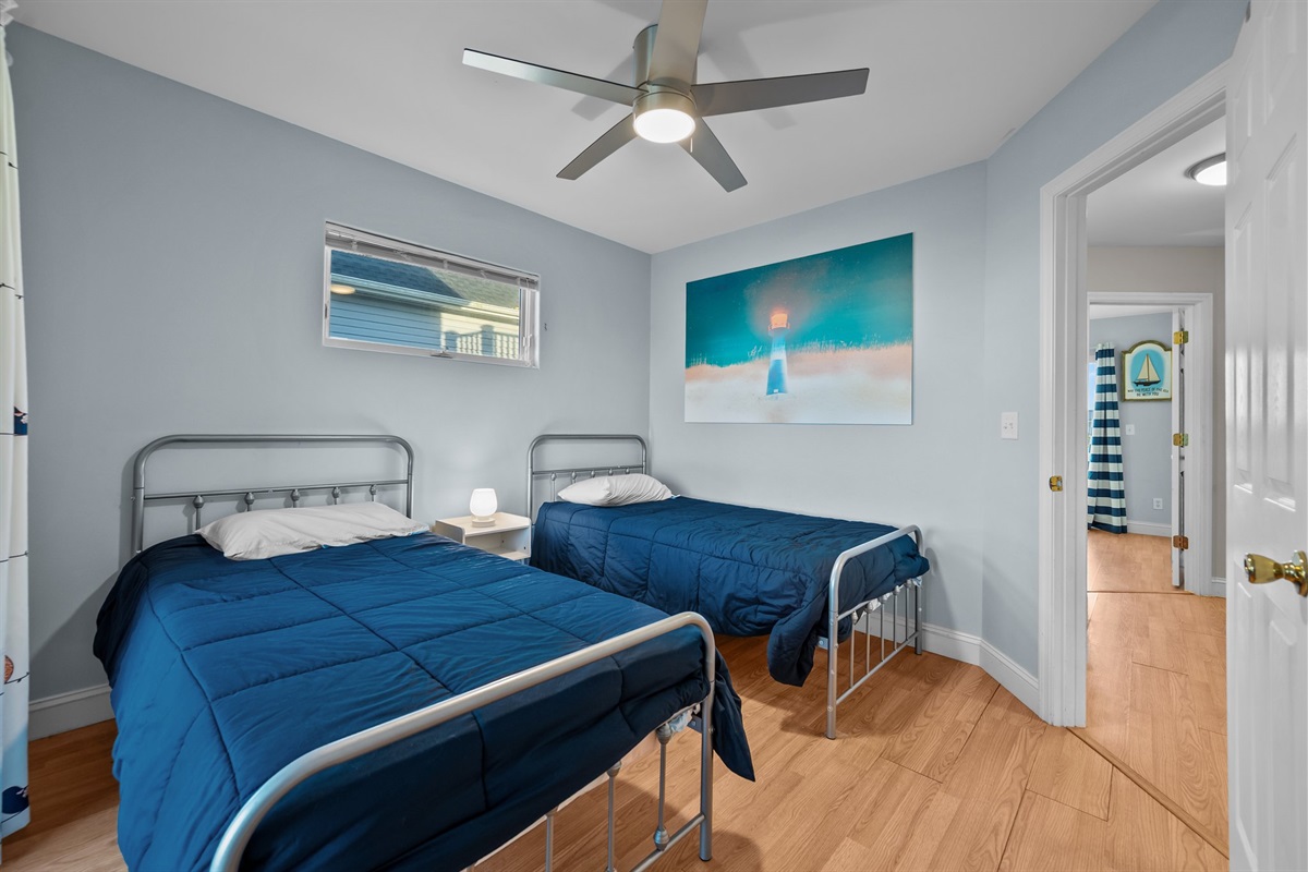 Twin beds offer flexible sleeping arrangements