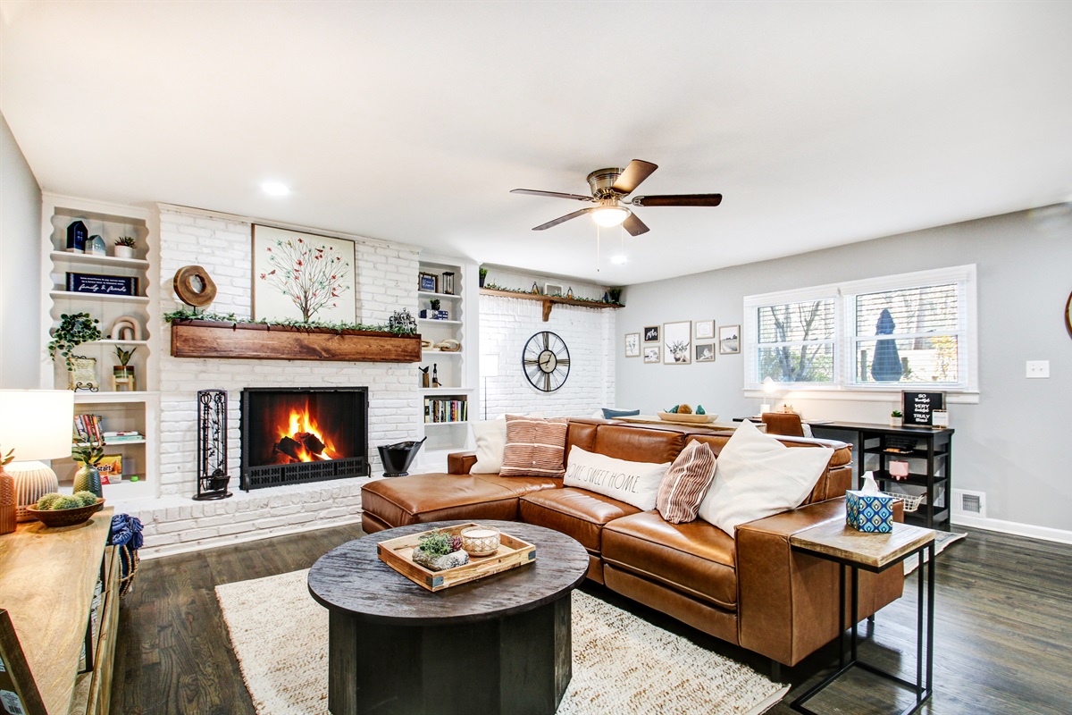 Comfortable and Cozy Living Room 1