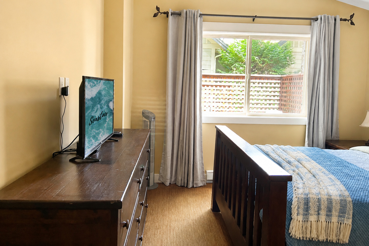 Smart TV included.