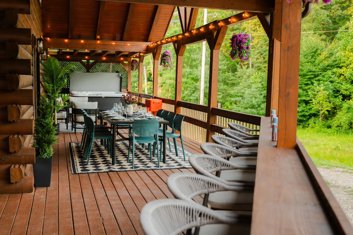 A closer look at the outdoor conversation area, perfect for slow mornings and relaxing evenings.