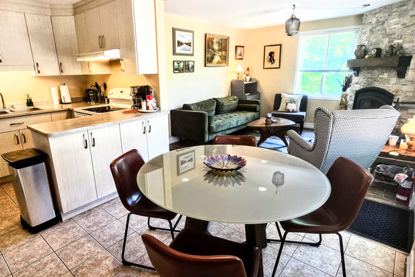 Dining area next to kitchen