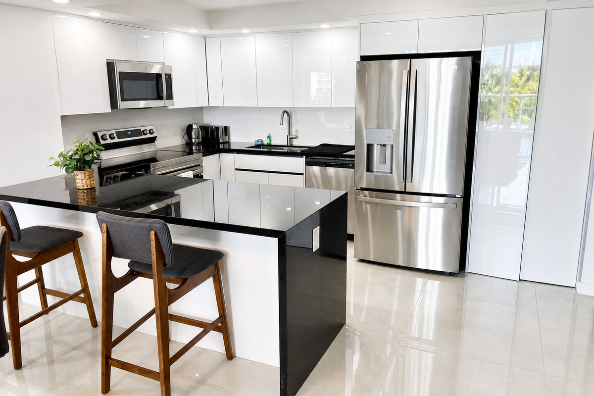 Full Kitchen with stainless steel appliances. Also includes laundry ( Washer and dryer inside the unit)