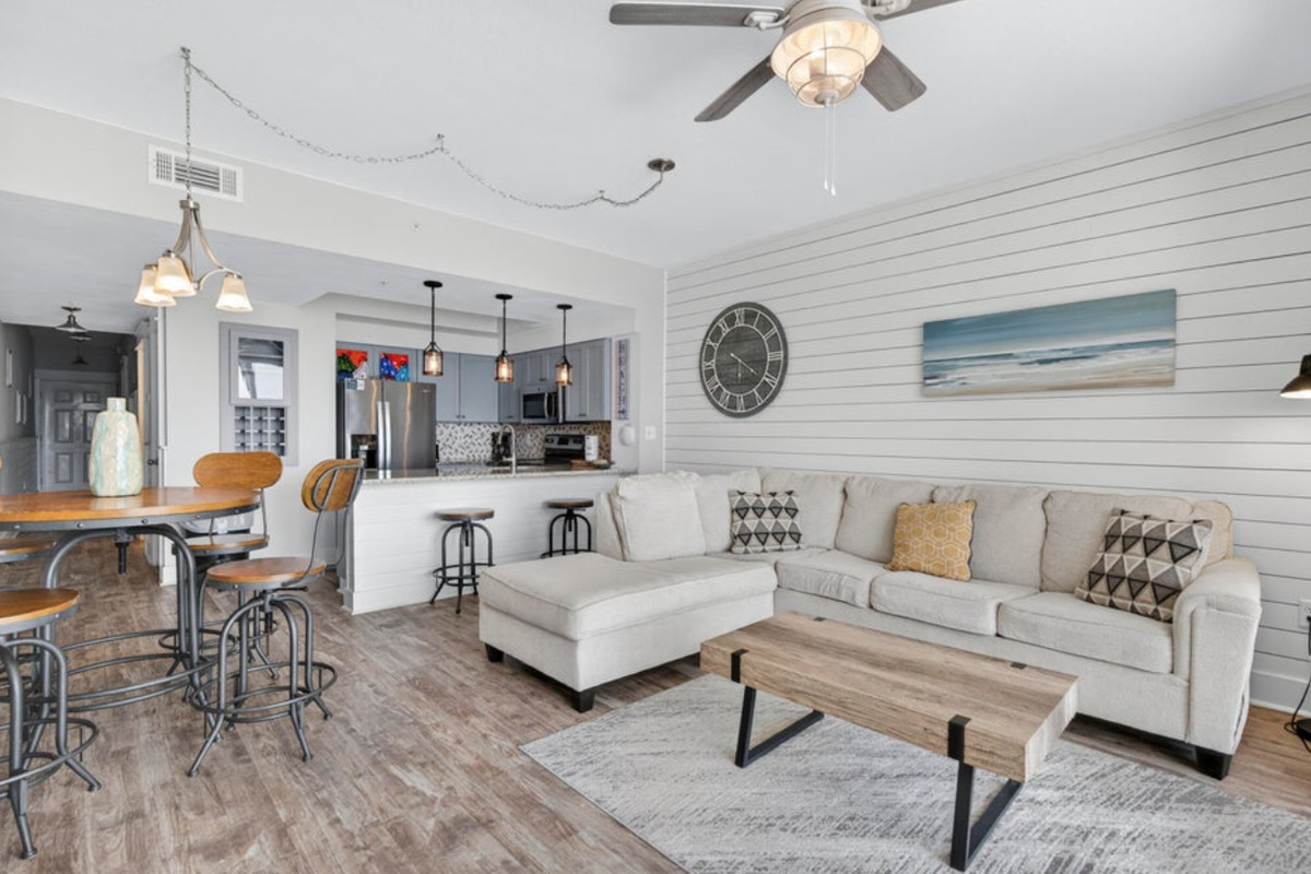Comfortable living room with sleeper sofa, 65" Smart TV, and Gulf Views! - new furniture and photos coming soon!