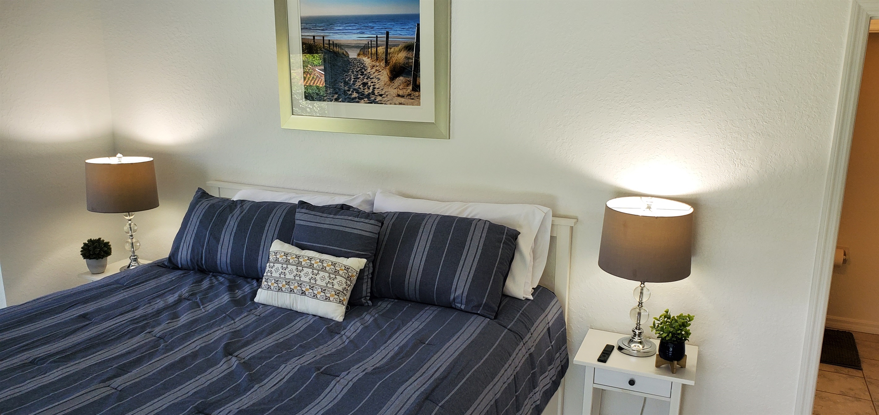 King bedroom with ensuite