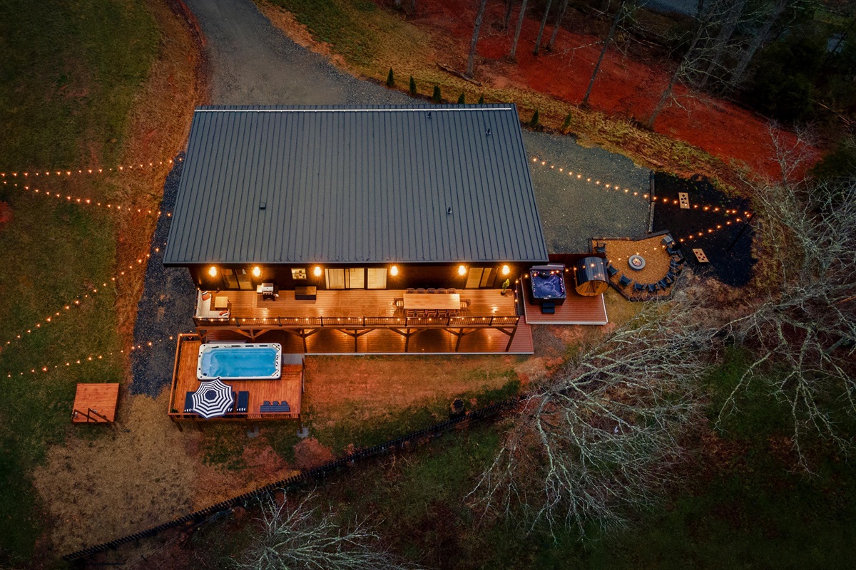 {Estate Aerial} From the Swim Spa to the Speakeasy, there is always something to enjoy at Summit House. 