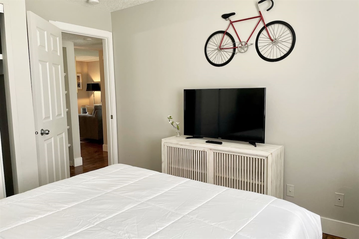 Bedroom 2, with queen size bed and memory foam mattress