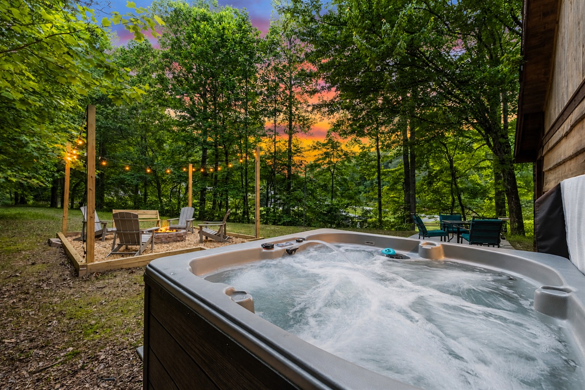 Enjoy the Beautiful Forest Views from the Hot Tub