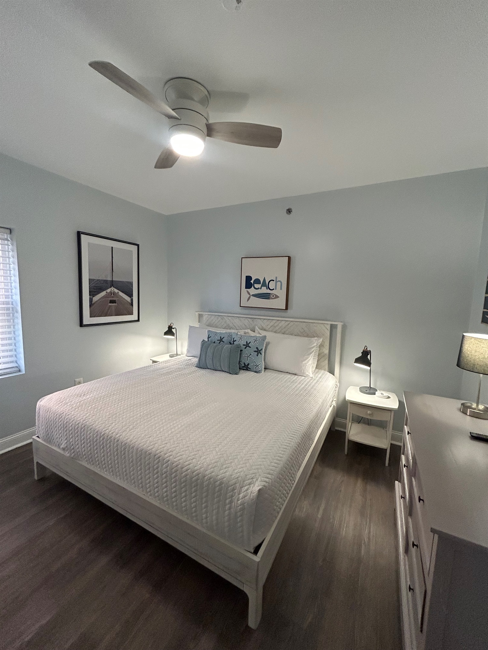 King Room 2 | Oceanview, 202 Isle of Palms, SC | IOP Escapes